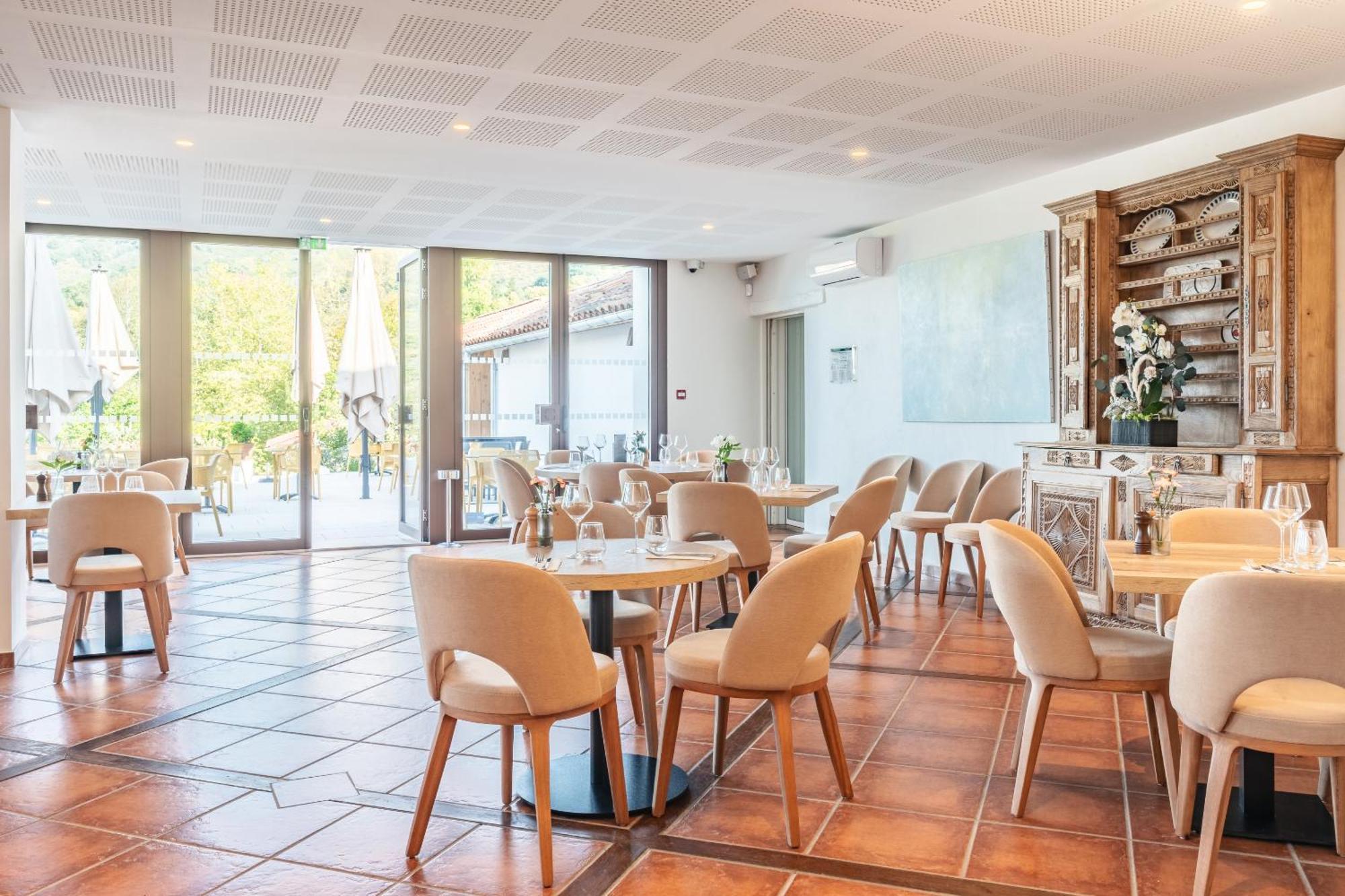 Hotel Restaurant & Spa La Maison Oppoca Aïnhoa Екстериор снимка