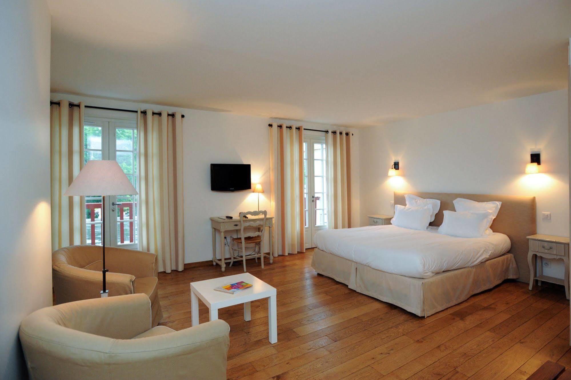 Hotel Restaurant & Spa La Maison Oppoca Aïnhoa Екстериор снимка