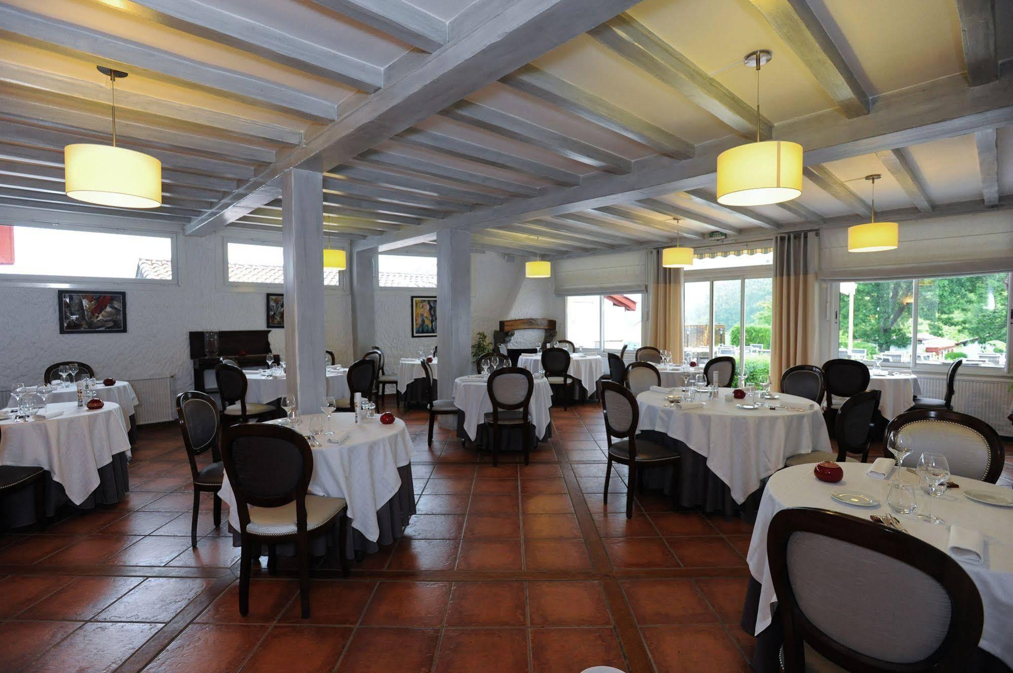 Hotel Restaurant & Spa La Maison Oppoca Aïnhoa Екстериор снимка